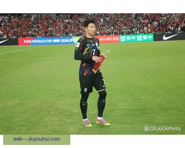 孙兴慜在亚洲区预选赛中大放异彩 上演梅开二度助力韩国队取胜
